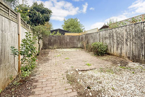 Photo 14- click for photo gallery